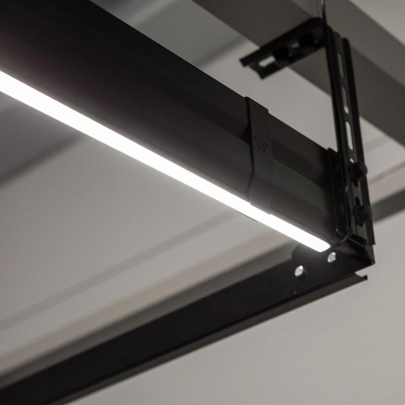 Montaż taśm LED w suficie podwieszanym