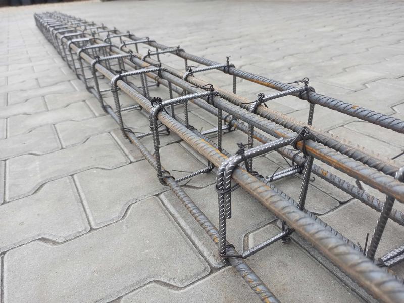 Inwestycja w przyszłość: jak belki zbrojeniowe na fundamenty zapewniają trwałość budowli