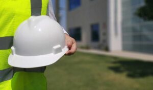 Ile naprawdę zapłacisz za kierownika budowy domu jednorodzinnego w 2026 roku?