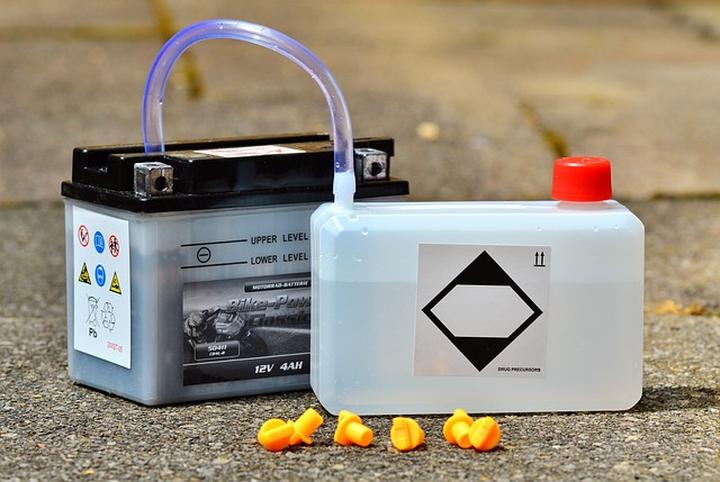 Akcesoria do akumulatora na mrozie