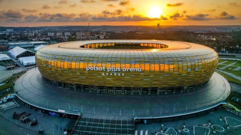 Stadiony w Polsce: jakie są rzeczywiste koszty budowy?